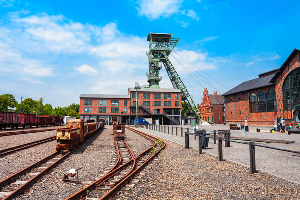 Die Zeche Zollern in Dortmund steht sinnbildlich für den Kohleabbau in Dortmunds Umgebung, Blick auf das als Museum zugängliche Kohlewerk