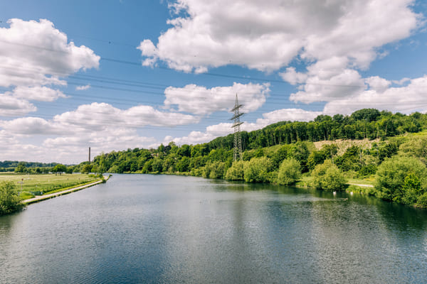 Blick auf die Ruhr mit viel Natur – Bochum ist grün!